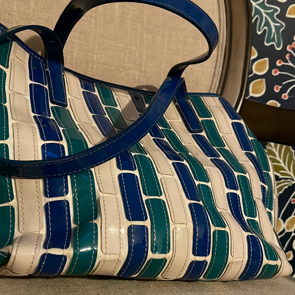 Unique! Kate Landry Tiled Bag